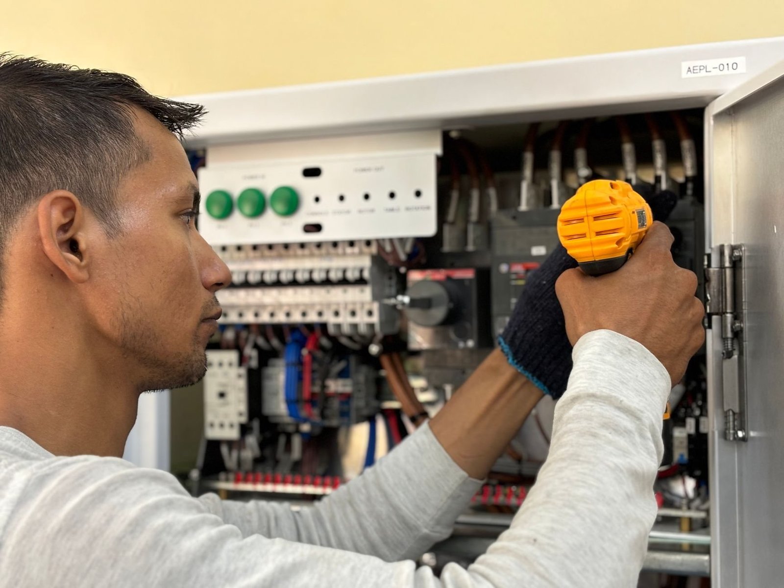Elektroinstallation im Altbau: Was Frankfurter wissen müssen
